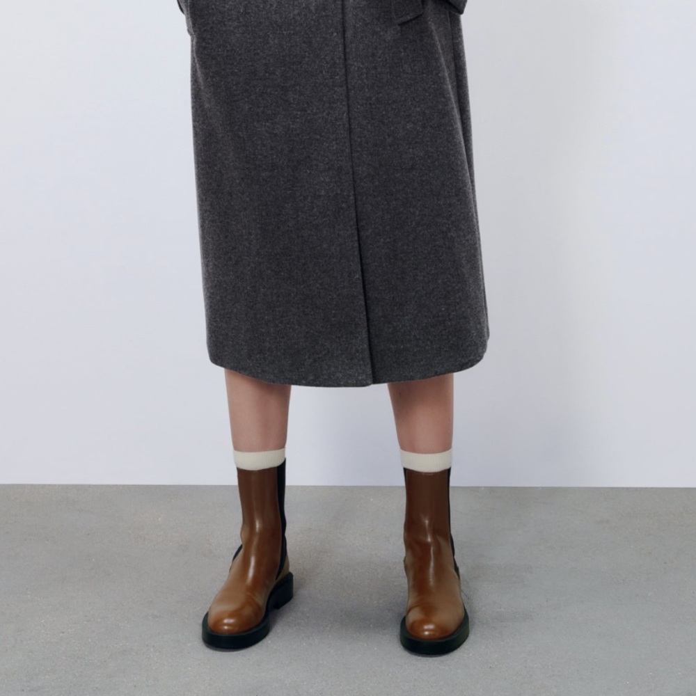 ✨SALE✨ Zara Chelsea Boots ✨SALE✨